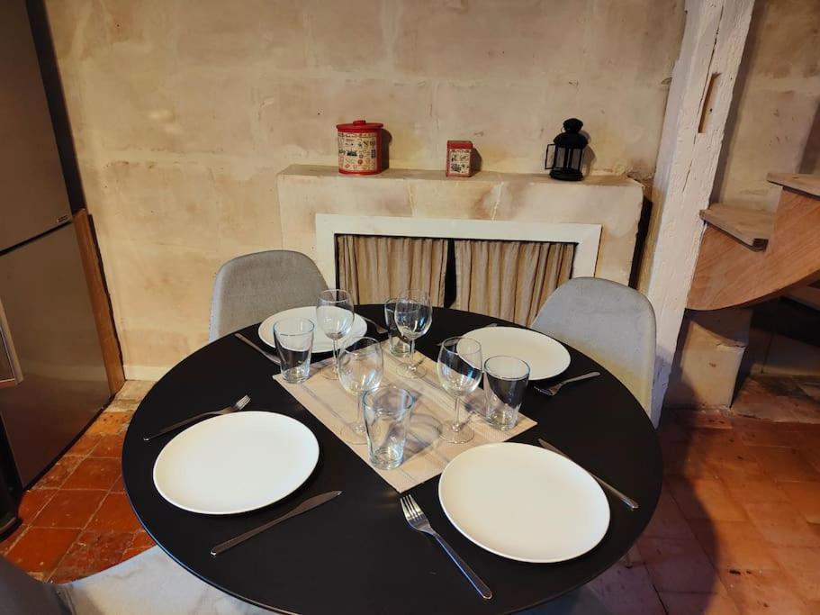 شقة Charmant Duplex Rue Colbert تور المظهر الخارجي الصورة