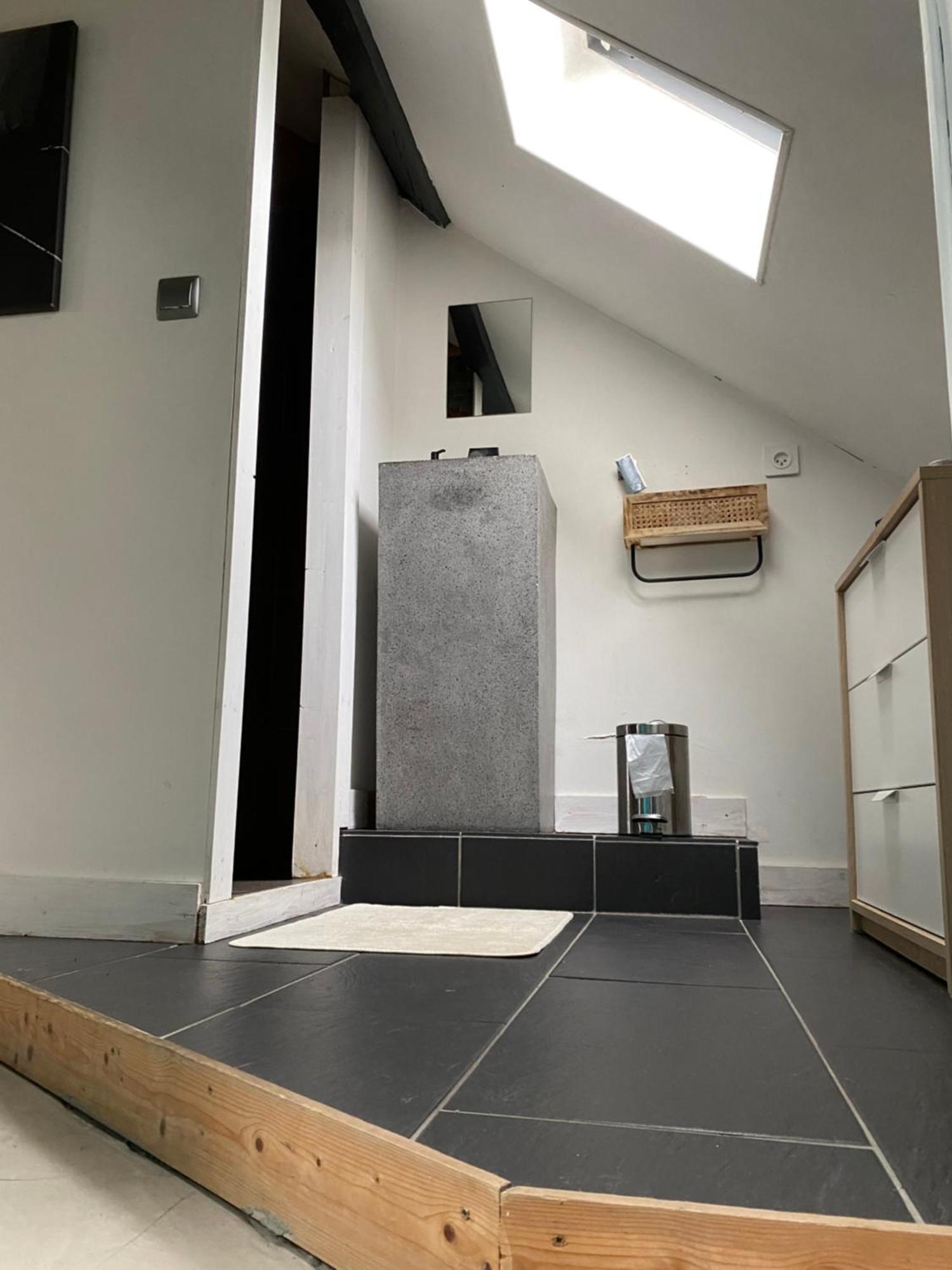 شقة Charmant Duplex Rue Colbert تور المظهر الخارجي الصورة